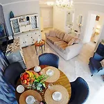 Apartmán Miodowy Dom Exspanse 2 Lub 3 Z Tarasem I Parkingiem