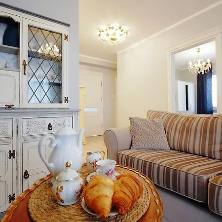 Miodowy Dom Exspanse 2 Lub 3 Z Tarasem I Parkingiem Apartment Kolberg