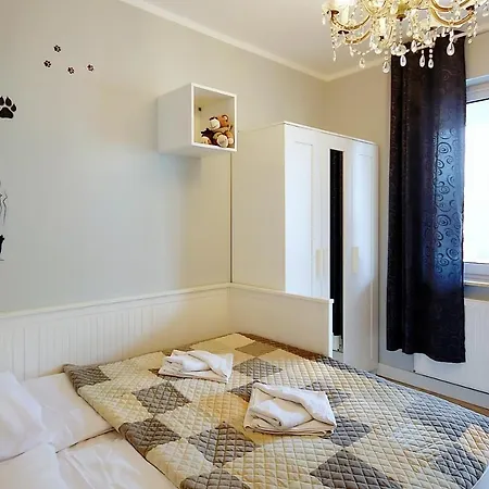 Apartment Miodowy Dom Exspanse 2 Lub 3 Z Tarasem I Parkingiem Kolberg