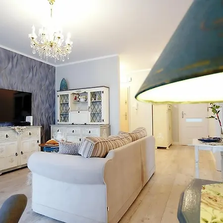 Miodowy Dom Exspanse 2 Lub 3 Z Tarasem I Parkingiem Apartment