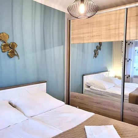 Miodowy Dom Exspanse 2 Lub 3 Z Tarasem I Parkingiem *