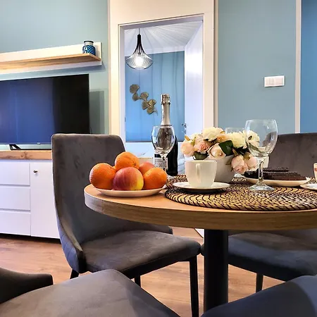 Miodowy Dom Exspanse 2 Lub 3 Z Tarasem I Parkingiem * Kolobrzeg