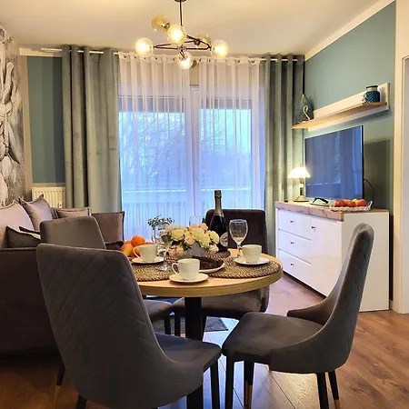 Apartment Miodowy Dom Exspanse 2 Lub 3 Z Tarasem I Parkingiem *