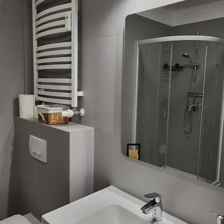 Miodowy Dom Exspanse 2 Lub 3 Z Tarasem I Parkingiem Daire Kolobrzeg