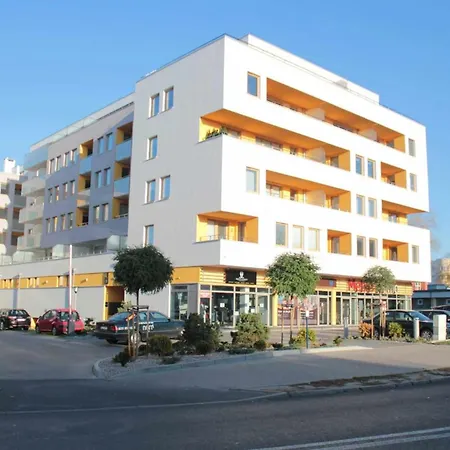 Miodowy Dom Exspanse 2 Lub 3 Z Tarasem I Parkingiem Kolberg